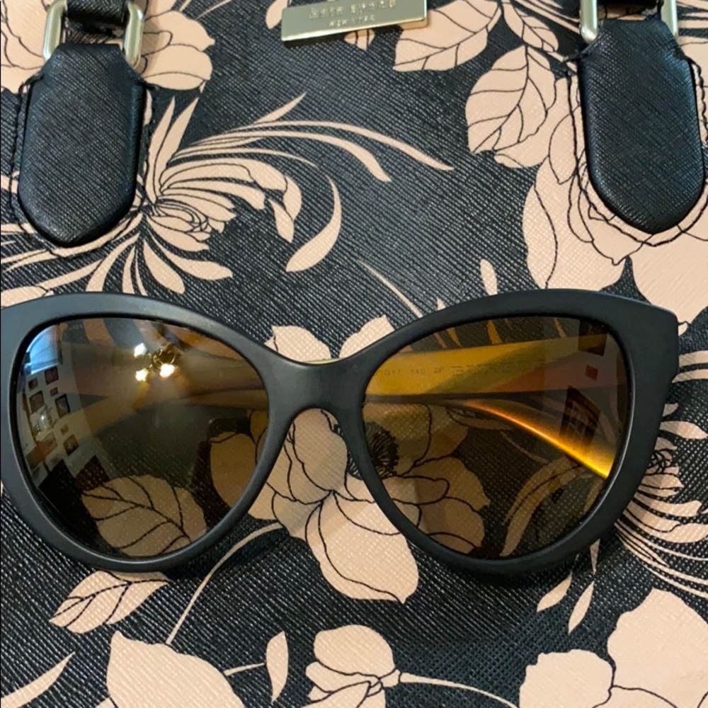 Burberry Cat eye sunglasses